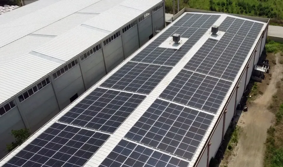 Gökler Tekstil güneş enerjisi GES projesi - kurulum görseli 2